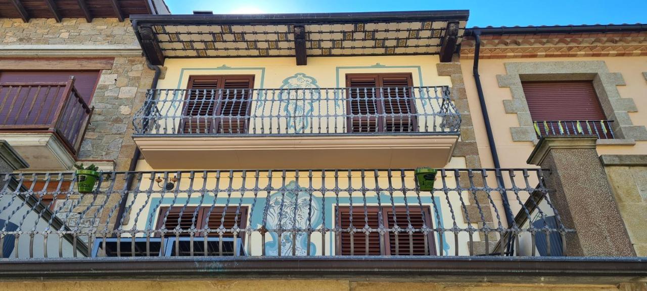 Вилла Casa Mon Tiurana Экстерьер фото